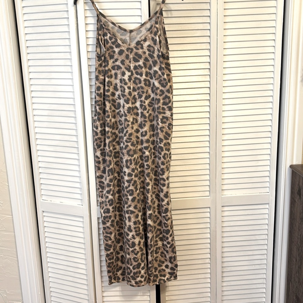 NWOT leopard print maxi sundress size medium